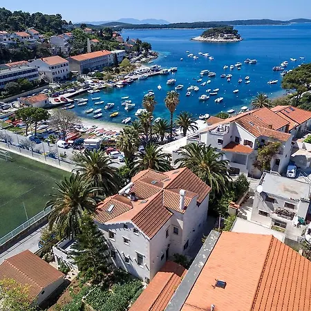 Apartments Villa Domus Marini Hvar Town Esterno foto