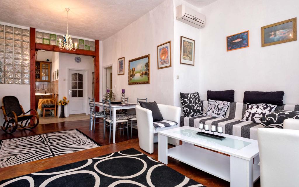 Apartment Domus Marini