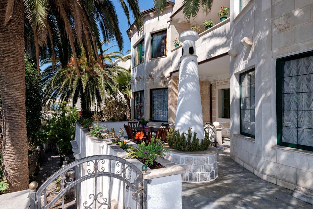 Apartment Domus Marini Hvar Town